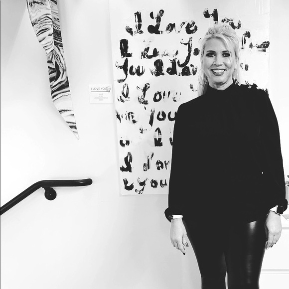 Meet your posher Jamie Lawrence - Picture 1 of 12